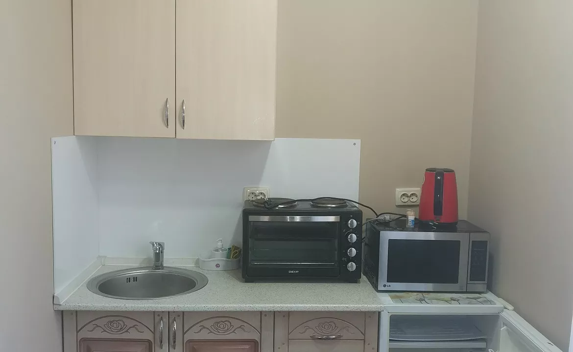 Четырёхместный с кухней Комфорт. Гостевой дом "Клевер" . Лазаревское Четырёхместный с кухней Комфорт. Гостевой дом "Клевер" . Лазаревское