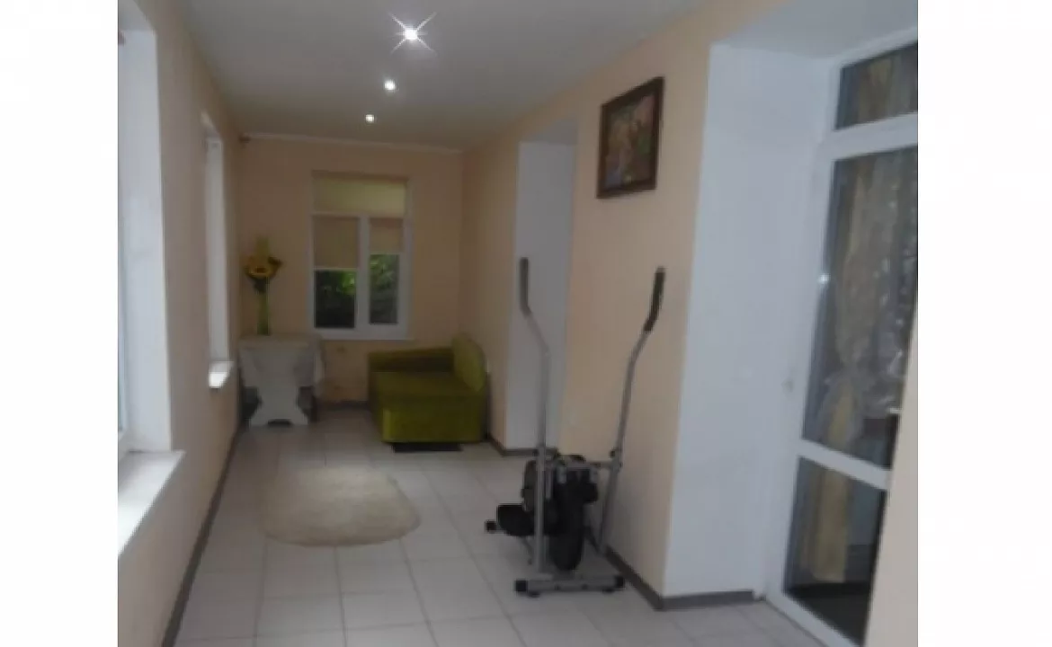 Квартира 2 комнаты. Квартира в многоквартирном доме на улице Полупанова. Евпатория Квартира 2 комнаты. Квартира в многоквартирном доме на улице Полупанова. Евпатория