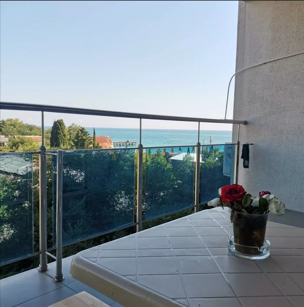 . Квартира в многоквартирном доме "У самого моря". Лазаревское