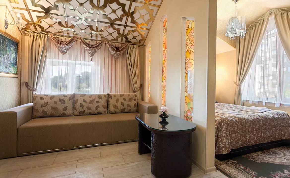 Трехместный номер класса «Полулюкс». Отель "Гранд Флер". Форос