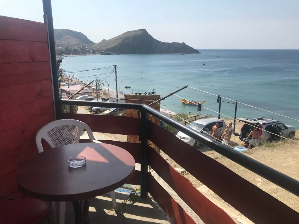 2-й этаж 5-й номер. Гостевой дом "Орджо и Море". Орджоникидзе