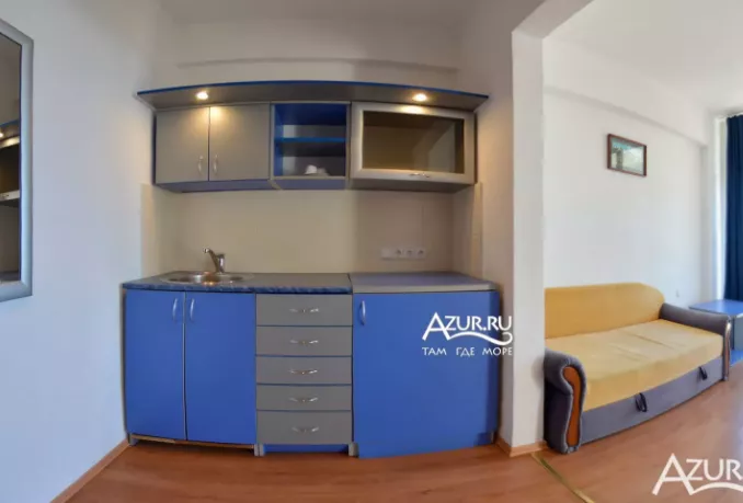 Большой с видом на море. Гостиница Адмирал Ялта. Ялта