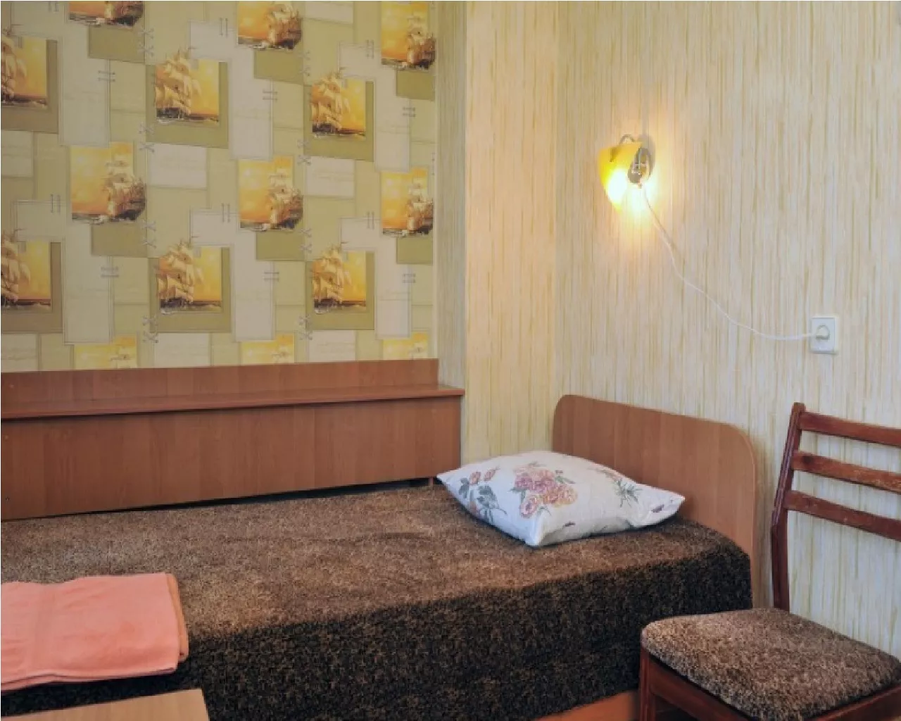 . Гостиница "Апогей". Евпатория