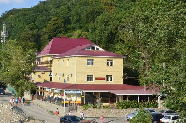 . Гостевой дом Вараздат. Солоники