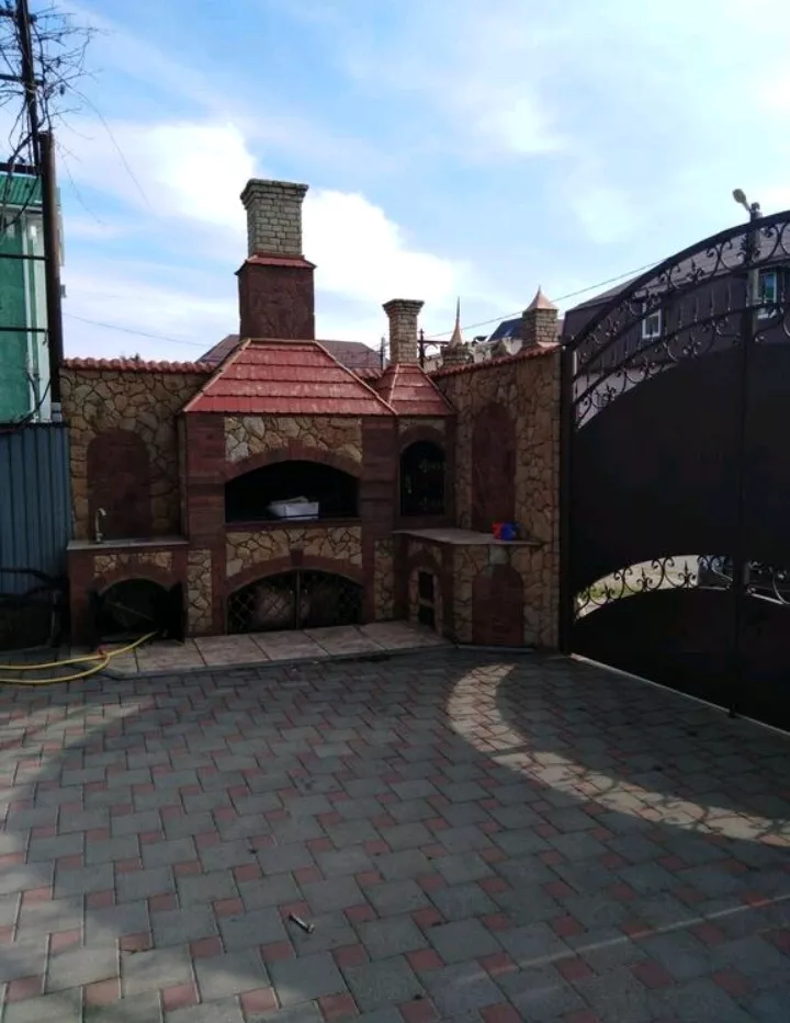 . Гостевой дом У Георгия . Витязево