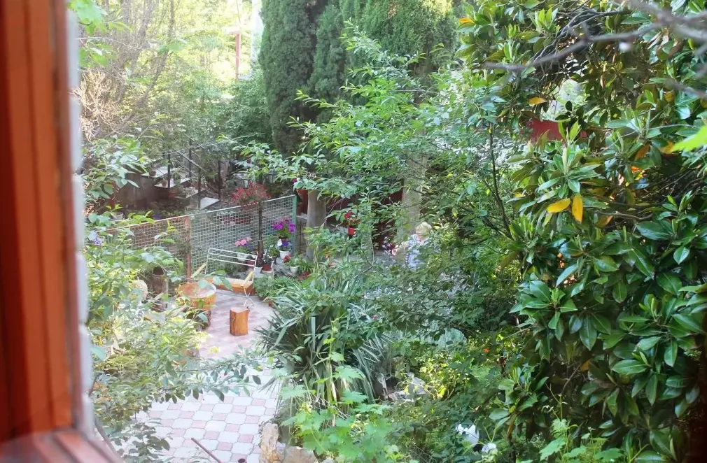 Стандарт комфорт. Гостевой дом «Радмир». Алупка