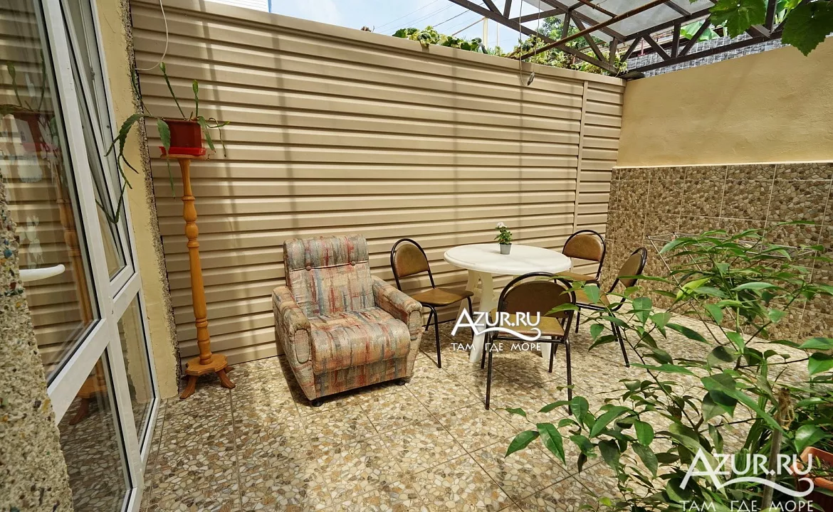 № 1 Трехместный номер с удобствами. Гостевой дом "Семейный отдых" - Лазаревское. Лазаревское