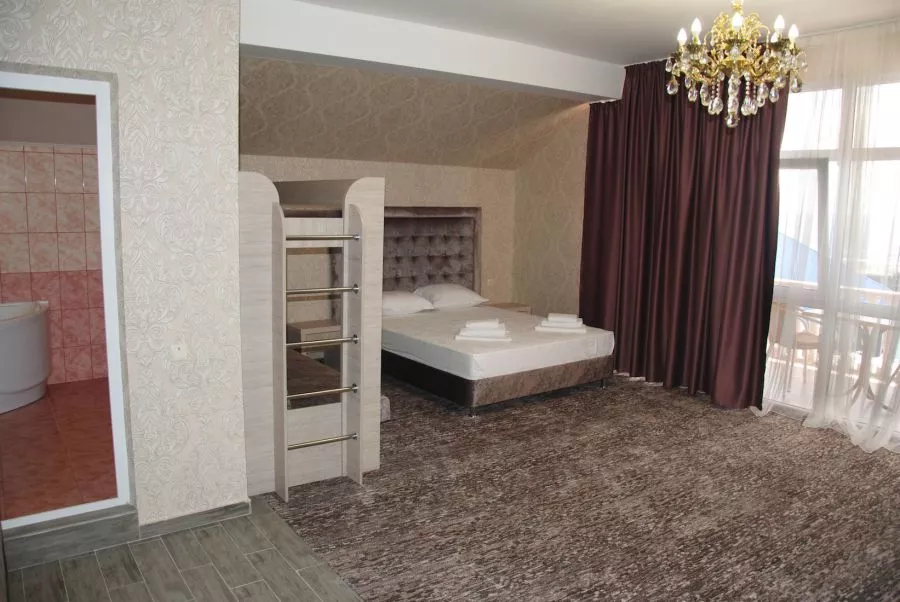 5-ТИ МЕСТНЫЙ С ВИДОМ НА МОРЕ. Отель КАВКАЗ. Гостиницы и отели Лазаревского 5-ТИ МЕСТНЫЙ С ВИДОМ НА МОРЕ. Отель КАВКАЗ. Гостиницы и отели Лазаревского