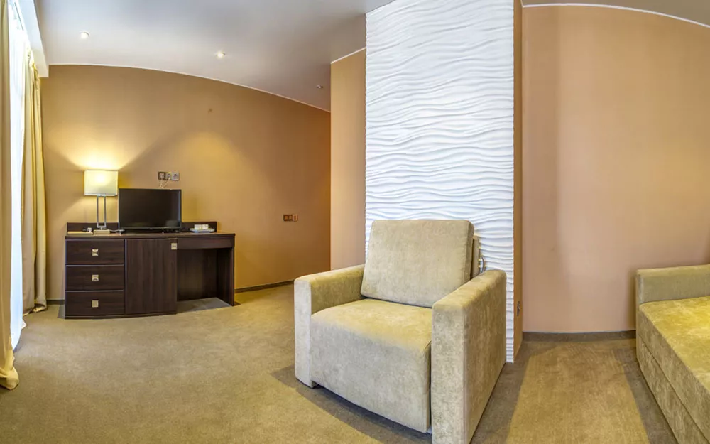 ЛЮКС. Семейный отель RIGA VILLAGE RESORT. Щелкино