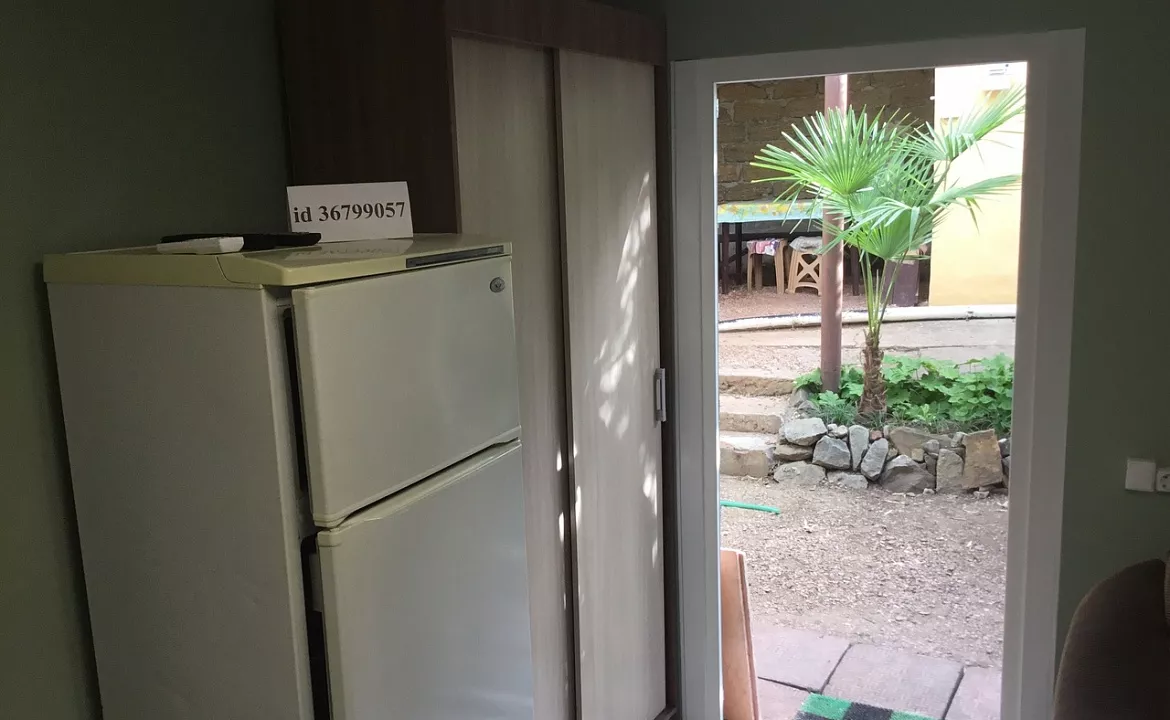 Номер для 4-5 человек. Гостевой дом «Лазурное». Лазурное