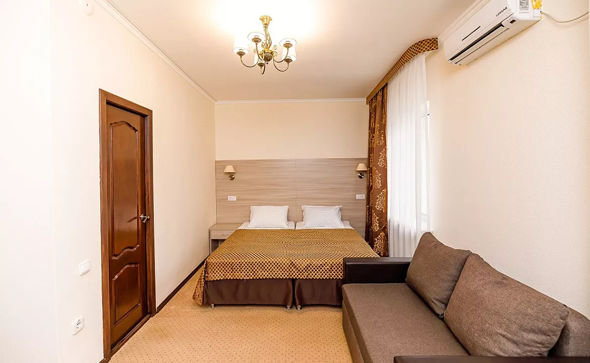 Стандарт однокомнатный. Пансионат «Кавказ»★★★. Геленджик