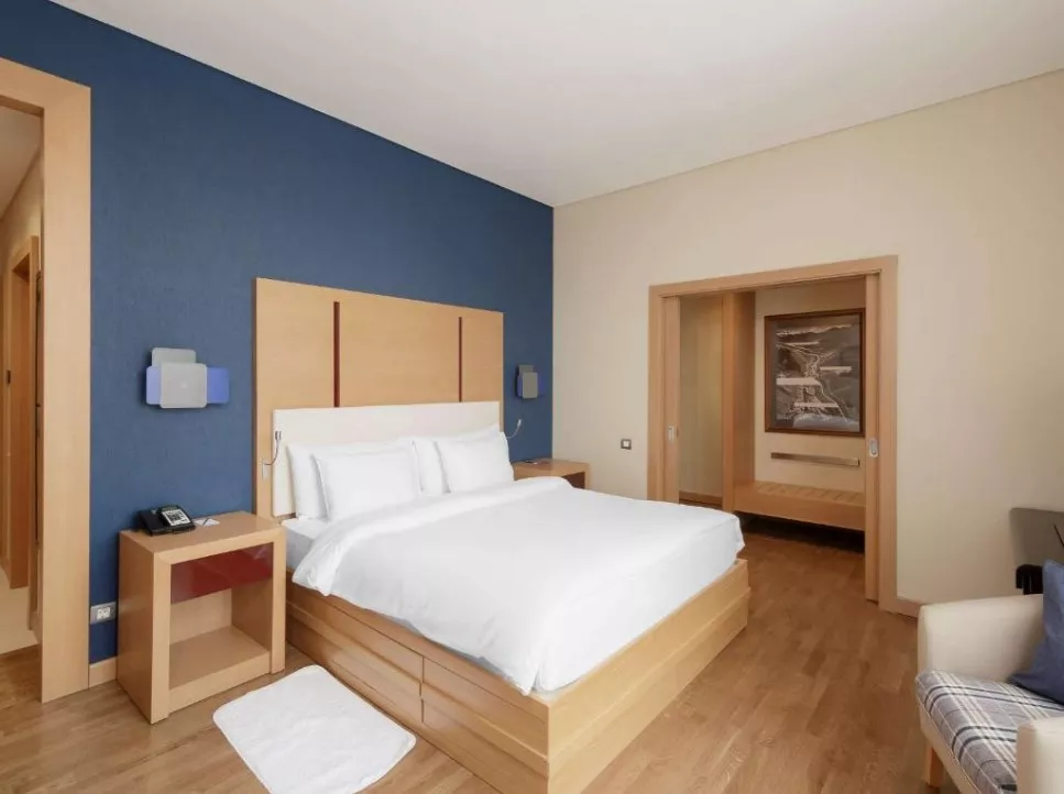 . Курортный отель Novotel Resort Krasnaya Polyana Sochi. Красная Поляна