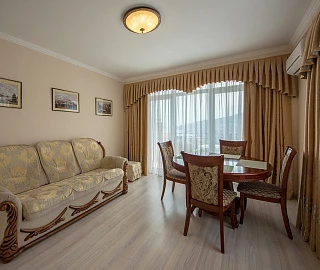 2-х комнатные апартаменты Люкс №13/2. Гостевой дом "Yellow Submarine". 