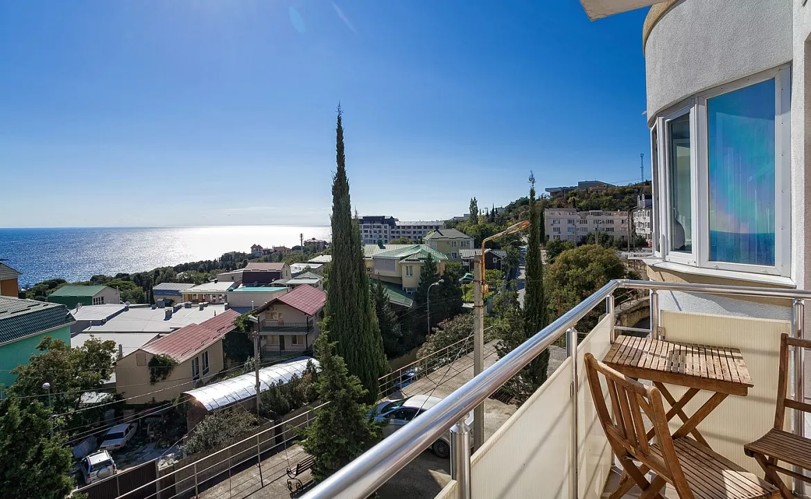 Квартира-студио №12. Квартира в многоквартирном доме Видовые апартаменты в Мисхоре. Кореиз Квартира-студио №12. Квартира в многоквартирном доме Видовые апартаменты в Мисхоре. Кореиз