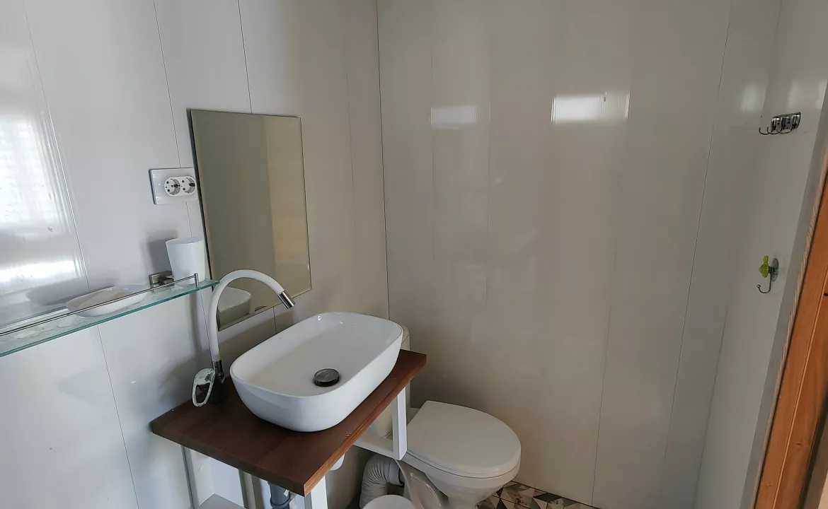 Большой дом. Гостевой комплекс "Атмосфера". Сухум