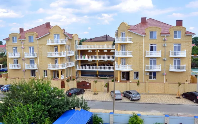 . Гостевой дом "Астория". Благовещенская