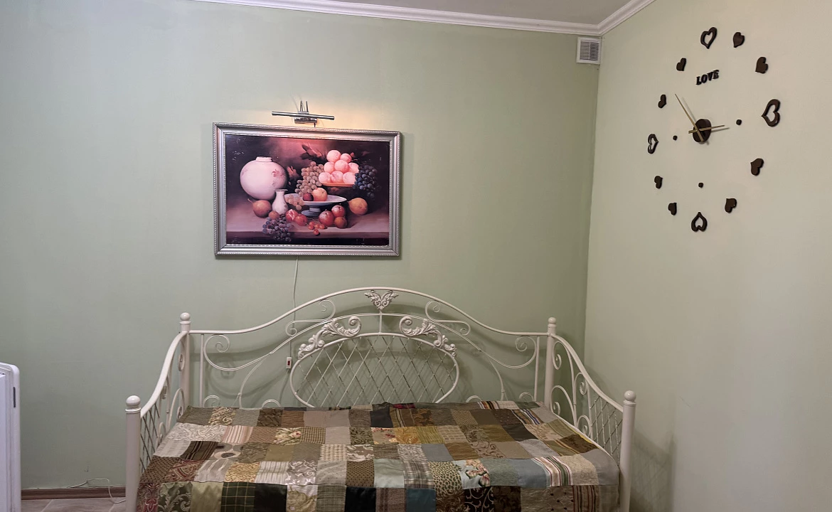 Семейный 3-х комнатный 1 этаж. Гостевой дом "Пантера". Гагра