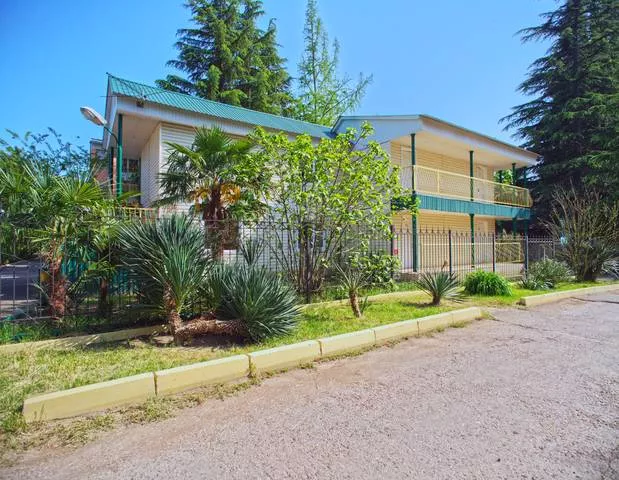 . База отдыха "Платан". Лазаревское . База отдыха "Платан". Лазаревское