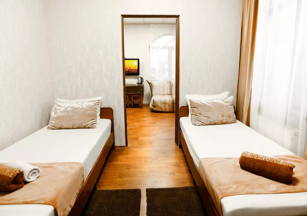 . Отель «Пассаж». Адлер