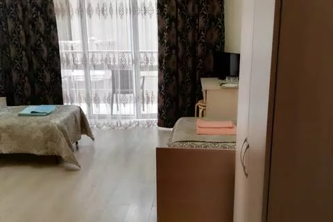 «Люкс» с 2-мя спальнями (45 кв.м.) 3 этаж. Гостевой дом "Лазаревское". Лазаревское