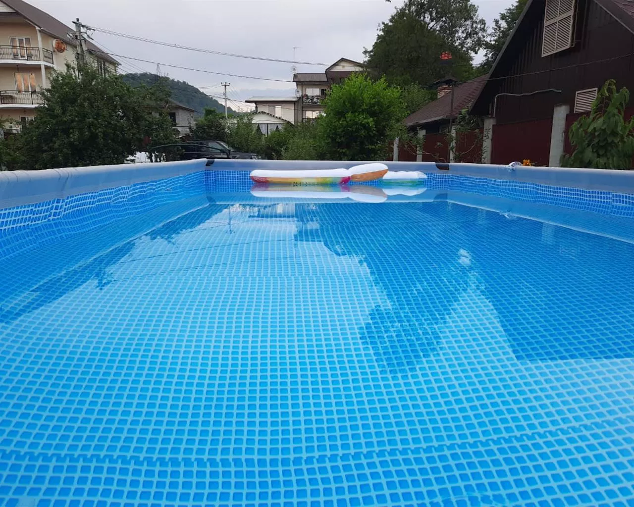 . Гостевой дом "Winnie House". Атарбеково