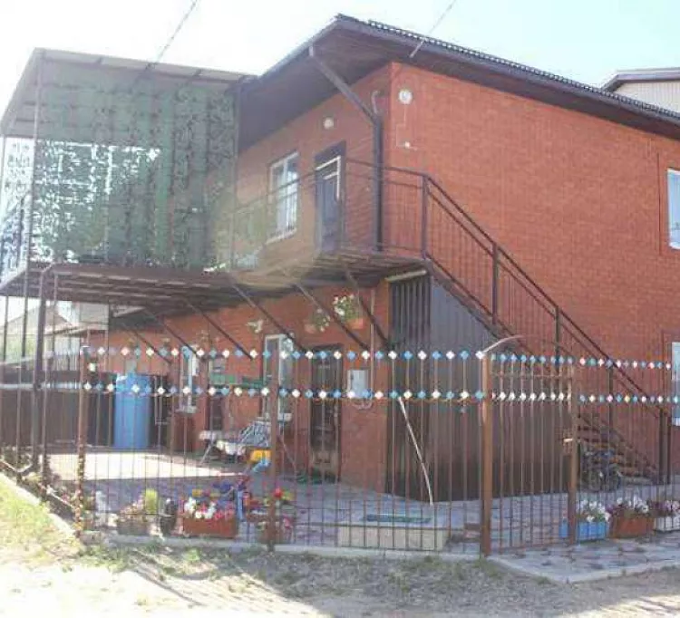 . Гостевой дом Домашний уют. Голубицкая . Гостевой дом Домашний уют. Голубицкая