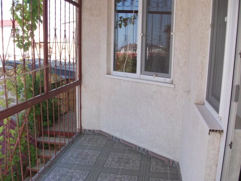 Двухместный номер с 2 отдельными кроватями и видом на море. Гостевой дом "Идиллия". Заозерное