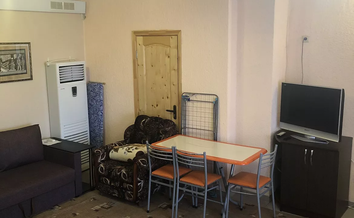 Аппартаменты 1 этаж. Гостевой дом "Нина" . Ольгинка