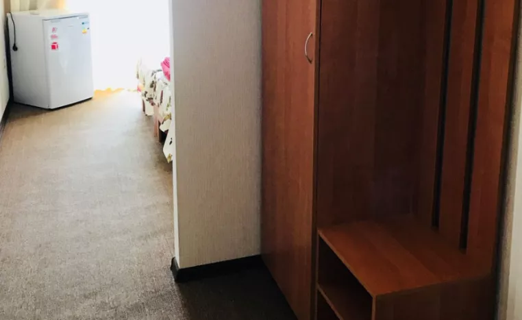 2-Х Местный. Семейный гостевой дом Лимпопо. Саки