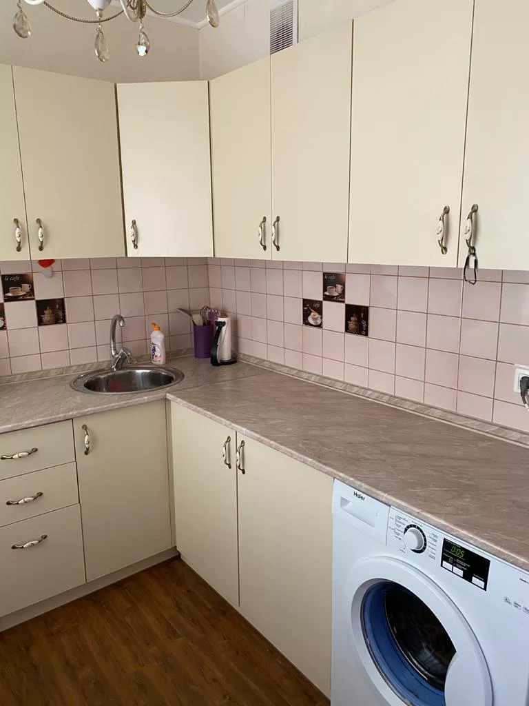 . Квартира в многоквартирном доме Басария 73. Сухум