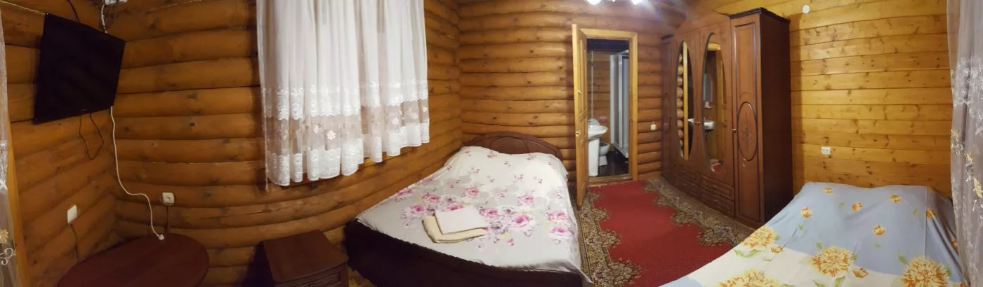 . Гостевой дом У Ирины. Пицунда