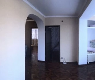 Трёхкомнатная квартира . Квартира в многоквартирном доме 3-х комнатная. Трёхкомнатная квартира . Квартира в многоквартирном доме 3-х комнатная.