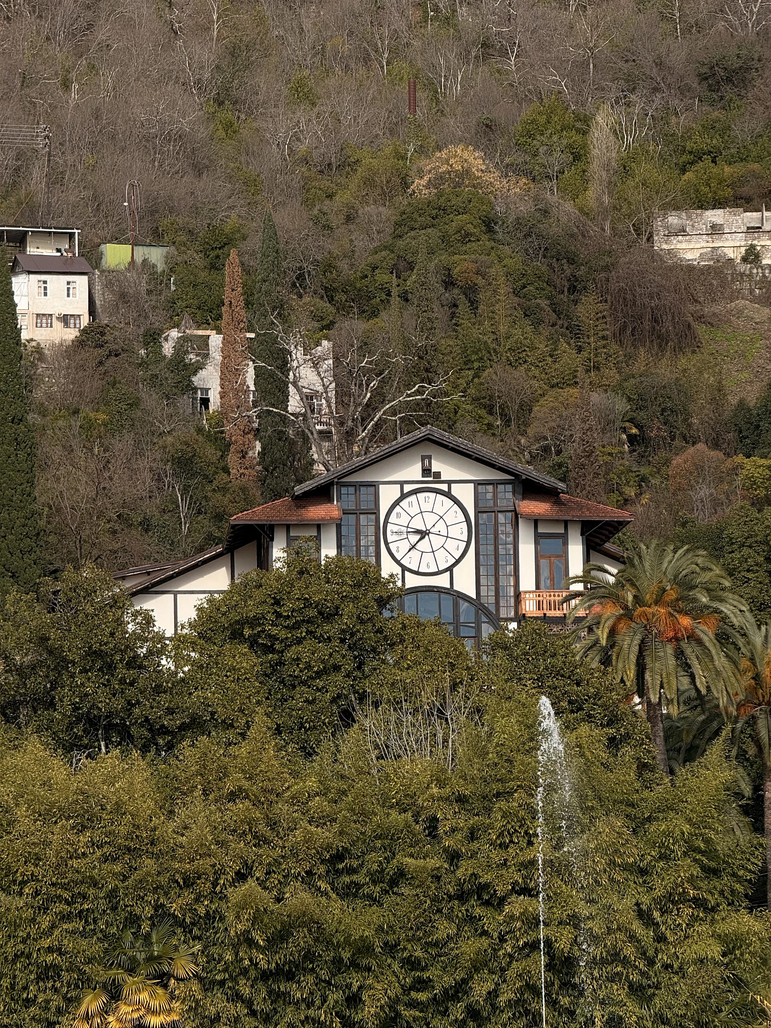 . «Sun Breeze». Гагра