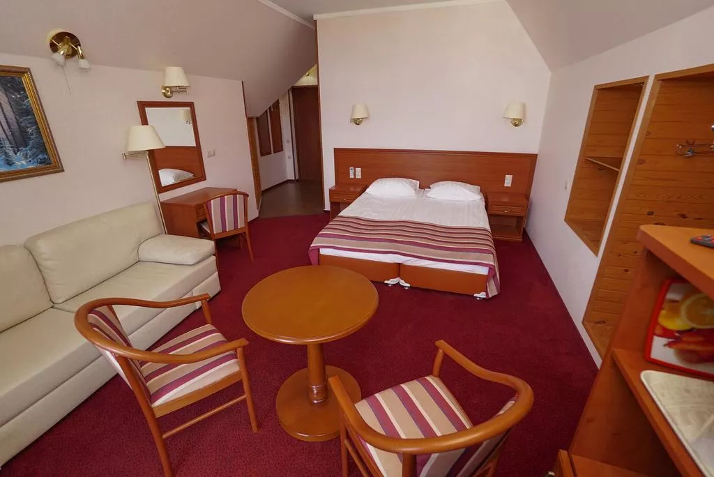 . Отель "Джаз Лоо" парк-отель. Лоо