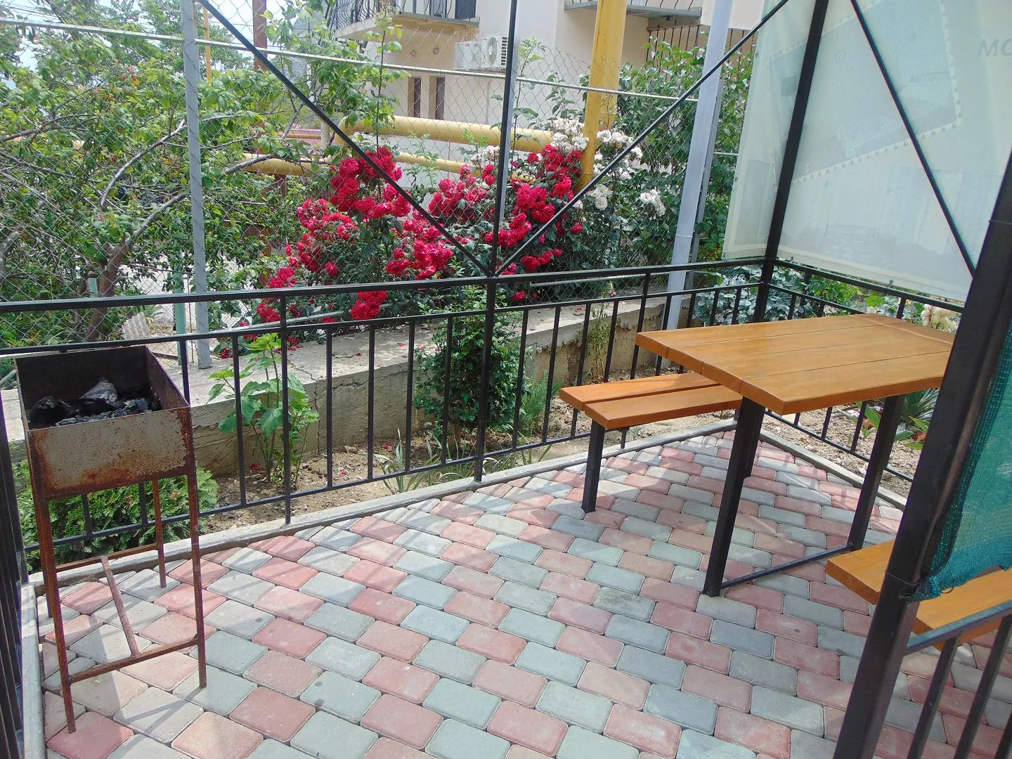 . Гостевой дом Гостевой дом "Snug House". Судак