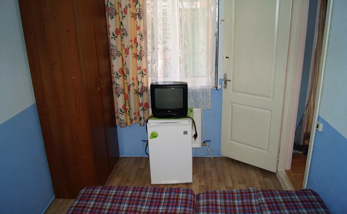 ПОЛУЛЮКС 2-х комнатный. Гостевой дом «У Маши и Медведя». Ейск