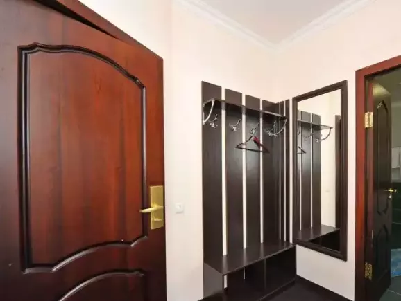 «Люкс» однокомнатный 2-местный (VIP 8-й этаж). Гостиница «Домбай». Домбай-гостиницы