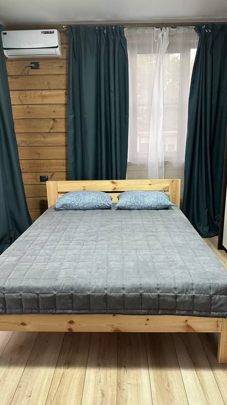 . Лилия. Гудаута