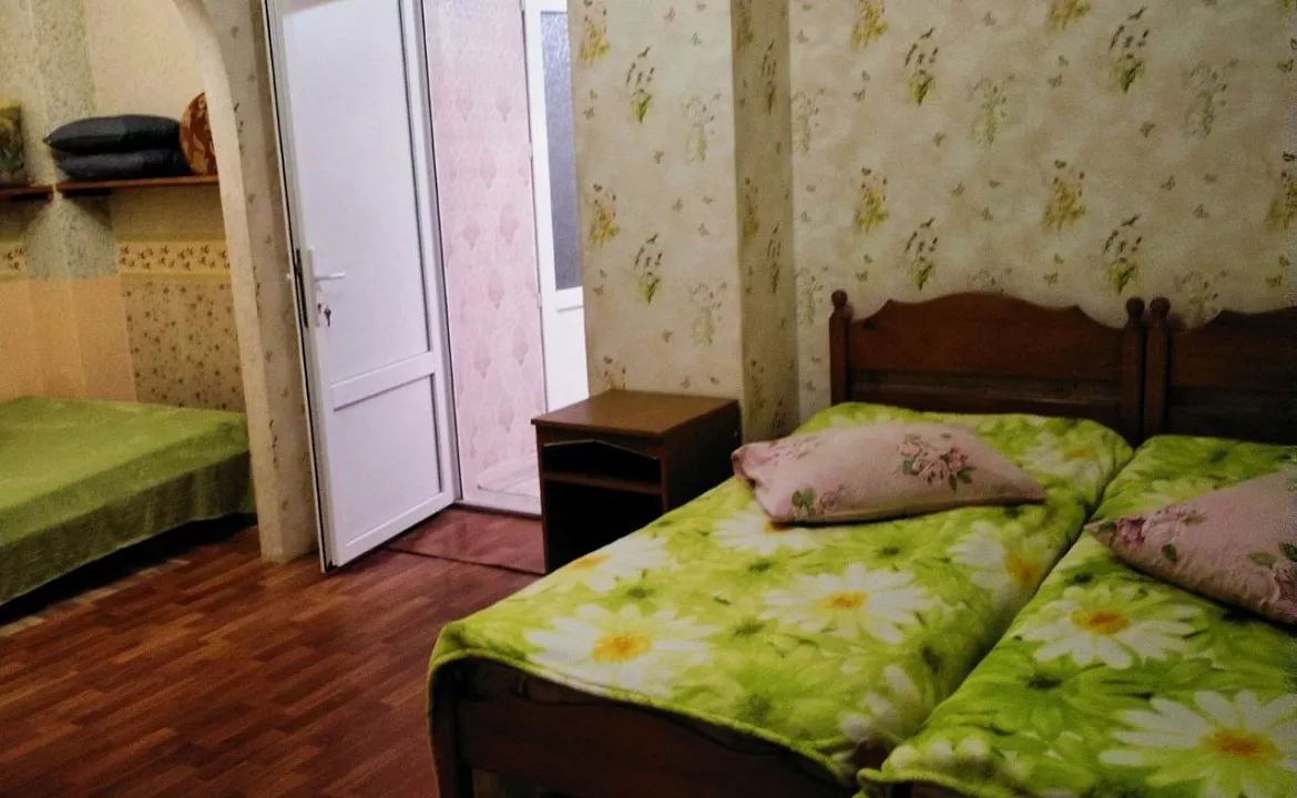 Шестиместный (двухкомнатный). Гостевой дом "Суббота". Лазаревское
