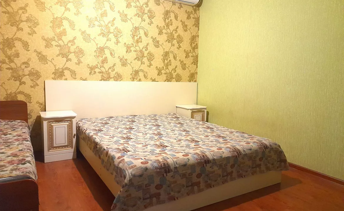 Трёхместный эконом. Гостевой дом Южный берег.. Адлер