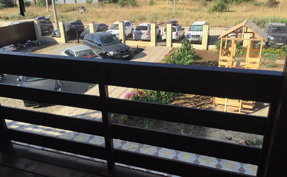 Трехместный номер с видом во двор.. Гостевой дом Морской бриз - Кучугуры. Кучугуры Трехместный номер с видом во двор.. Гостевой дом Морской бриз - Кучугуры. Кучугуры