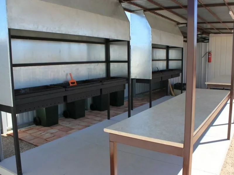 . База отдыха Должанский дворик "АКВАРЕЛИ". Должанская