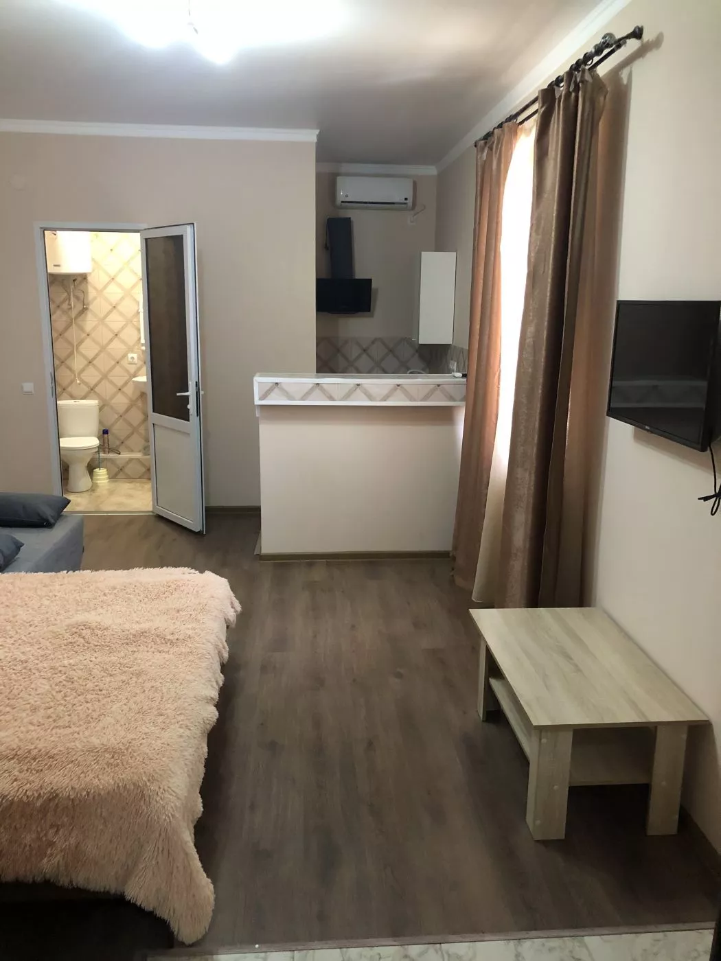 . Отель "Кипарис" - Гудаута. Гудаута