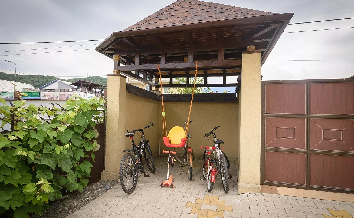 Коттедж. Коттедж "Регина" . Адлер