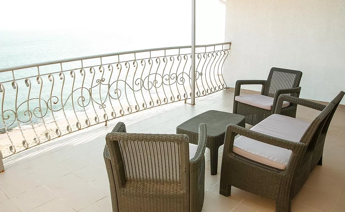 ЭЛЛИНГ ДЕЛЮКС. Отель Островок. Феодосия