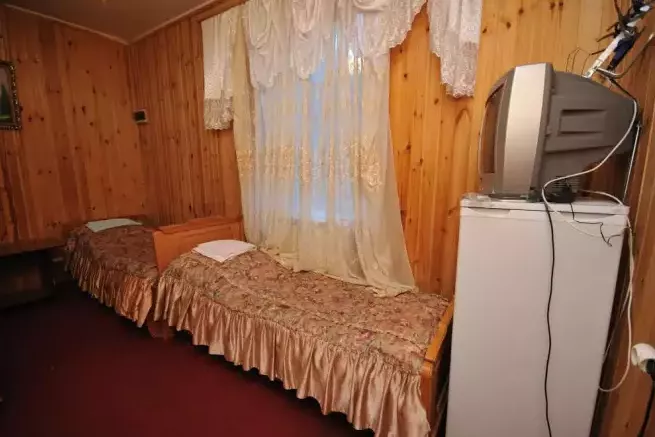 Эконом-класса 3-местный. Отель «Вертикаль». Домбай-гостиницы