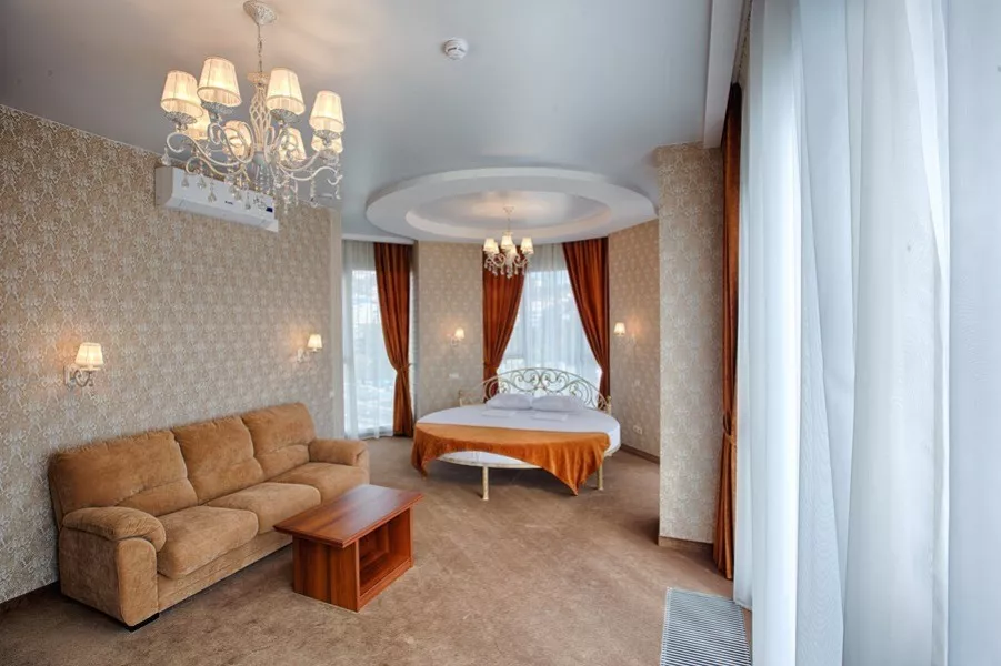 Делюкс с круглой кроватью. Отель "Соната". Сочи