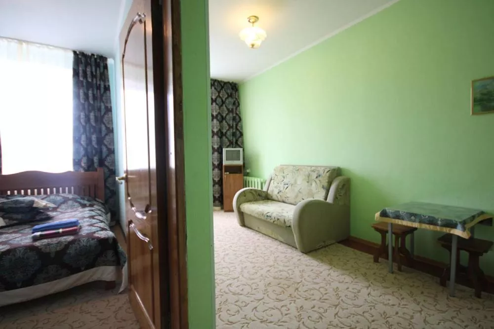 2-КОМНАТНЫЙ СЕМЕЙНЫЙ. Гостевой дом КАРАВЕЛЛА. Лазаревское