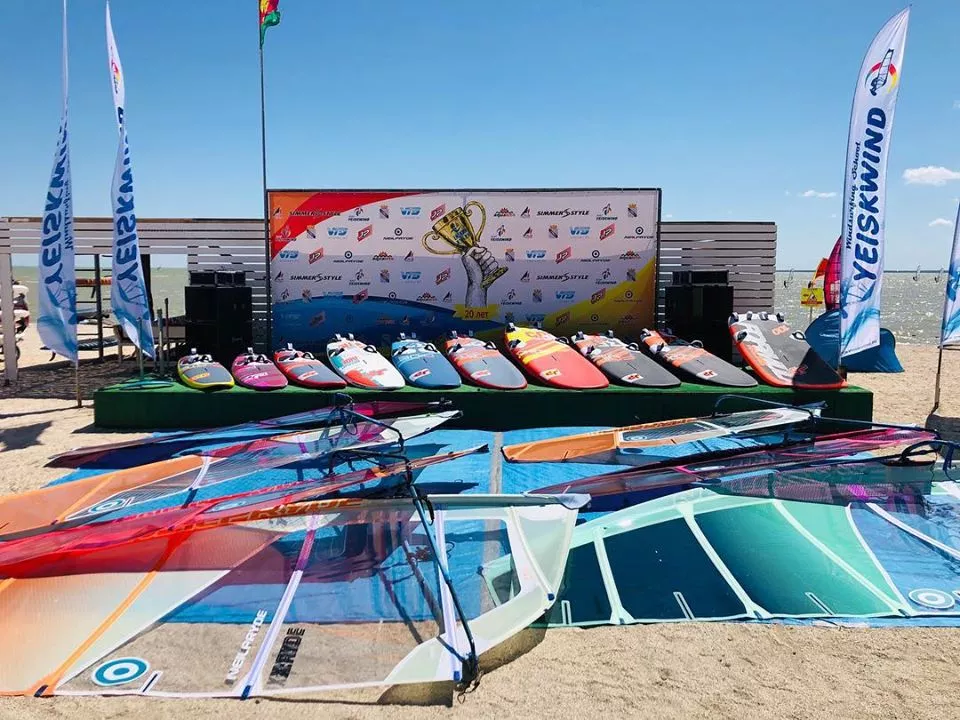 . Серф-отель YEISKWIND. Ейск