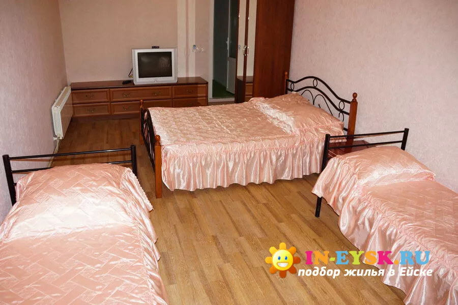 Номер - 2.  ГОСТЕВОЙ ДОМ «КСЕНИЯ». Ейск